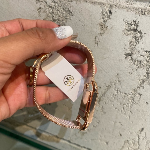 Tory Burch Phipps Rose Gold Watch - Picture 7 of 7